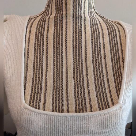 French connection white  sweater poof sleeve square neck nwt - Picture 14 of 16